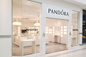 logo_0004_Pandora (4 of 7)